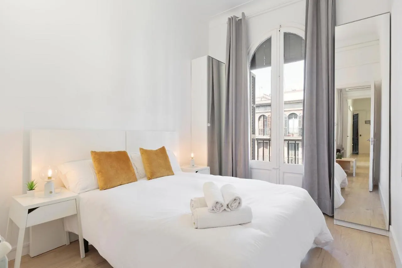 Suites4Days Gaudi Eixample Barcelona
